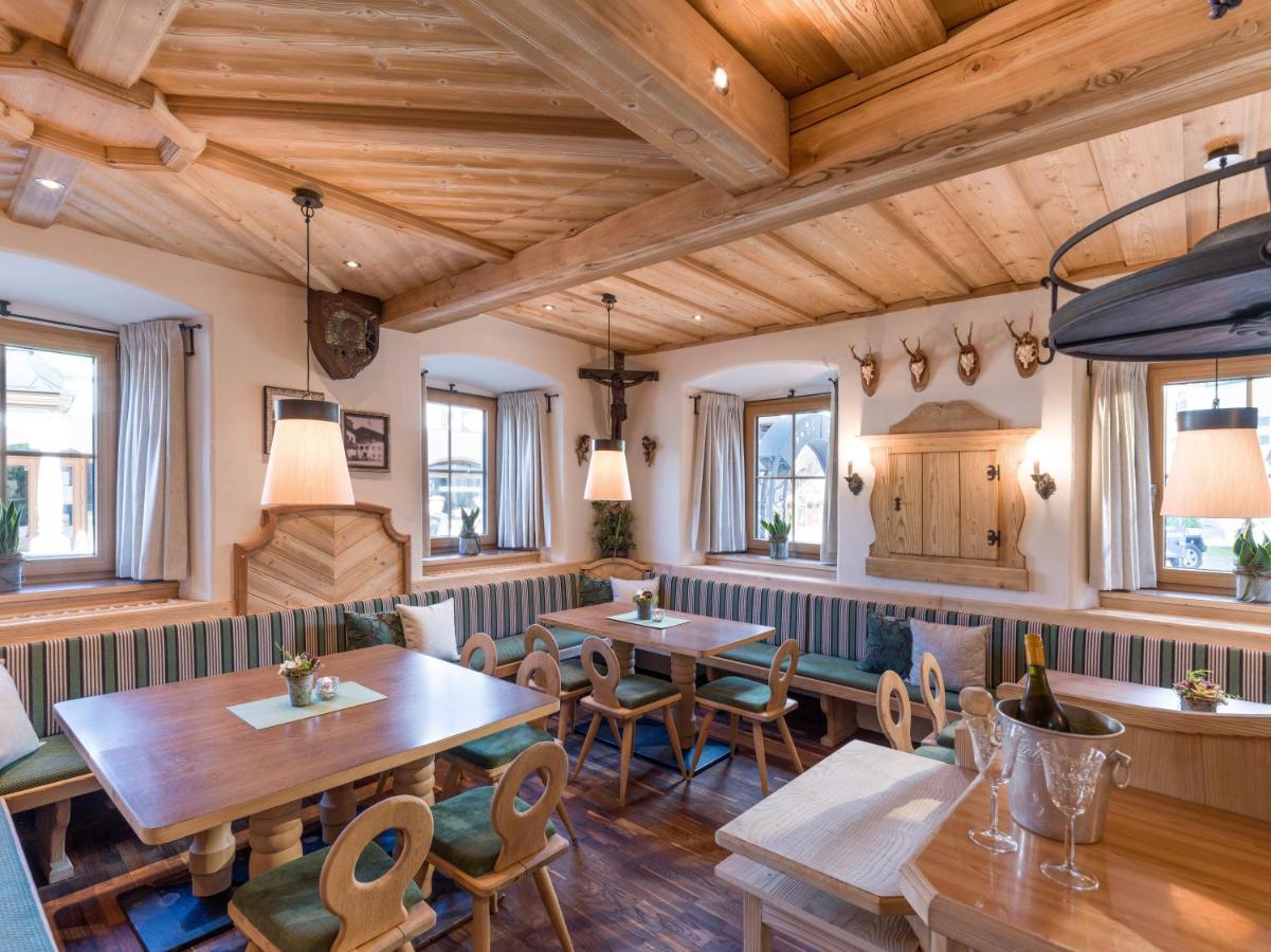 Alpen Glueck Hotel Unterm Rain Garni Кирхберг ин Тирол Екстериор снимка