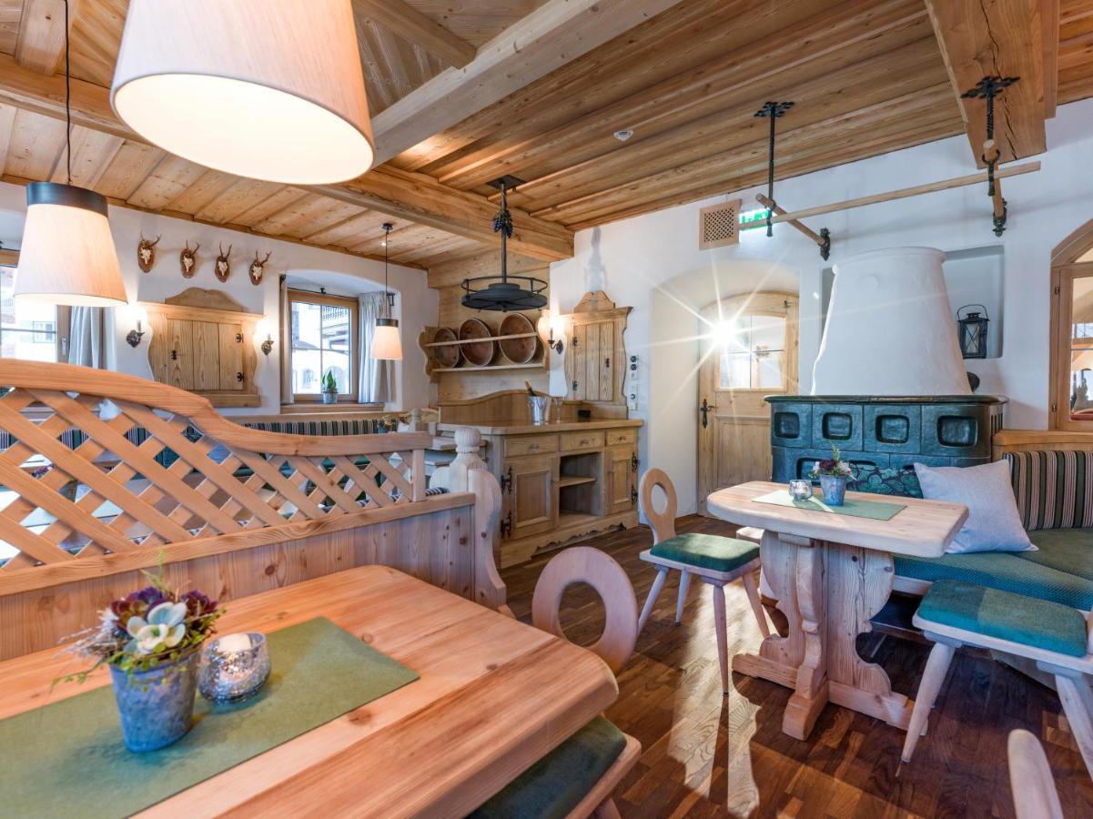 Alpen Glueck Hotel Unterm Rain Garni Кирхберг ин Тирол Екстериор снимка