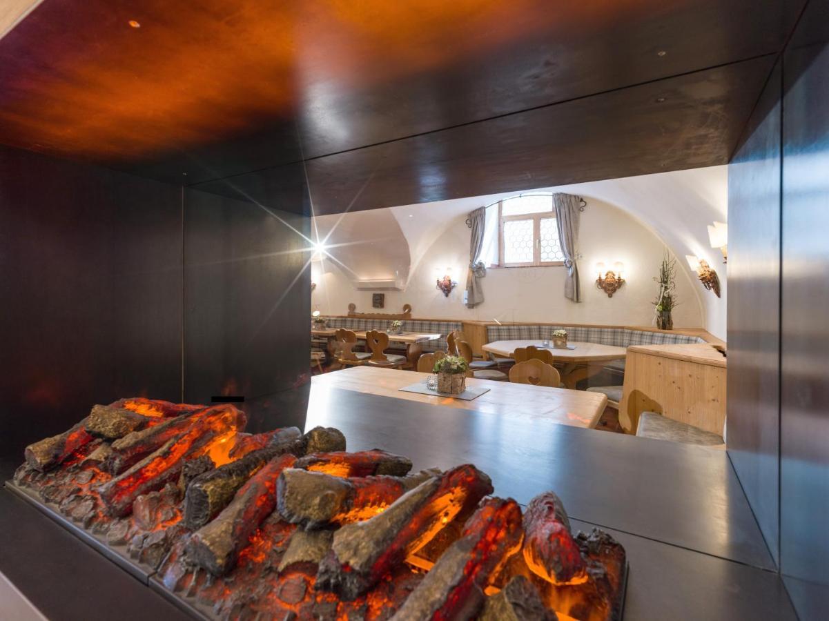 Alpen Glueck Hotel Unterm Rain Garni Кирхберг ин Тирол Екстериор снимка