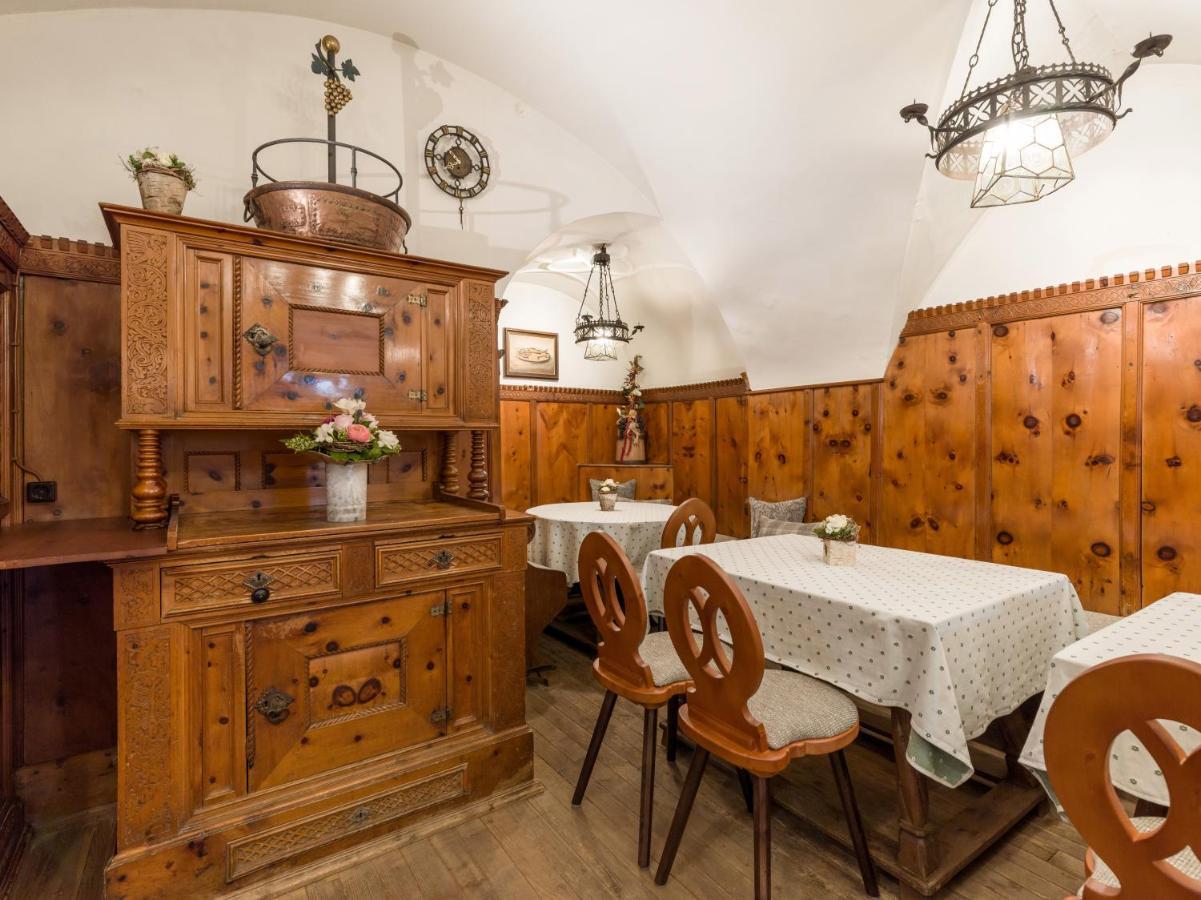 Alpen Glueck Hotel Unterm Rain Garni Кирхберг ин Тирол Екстериор снимка
