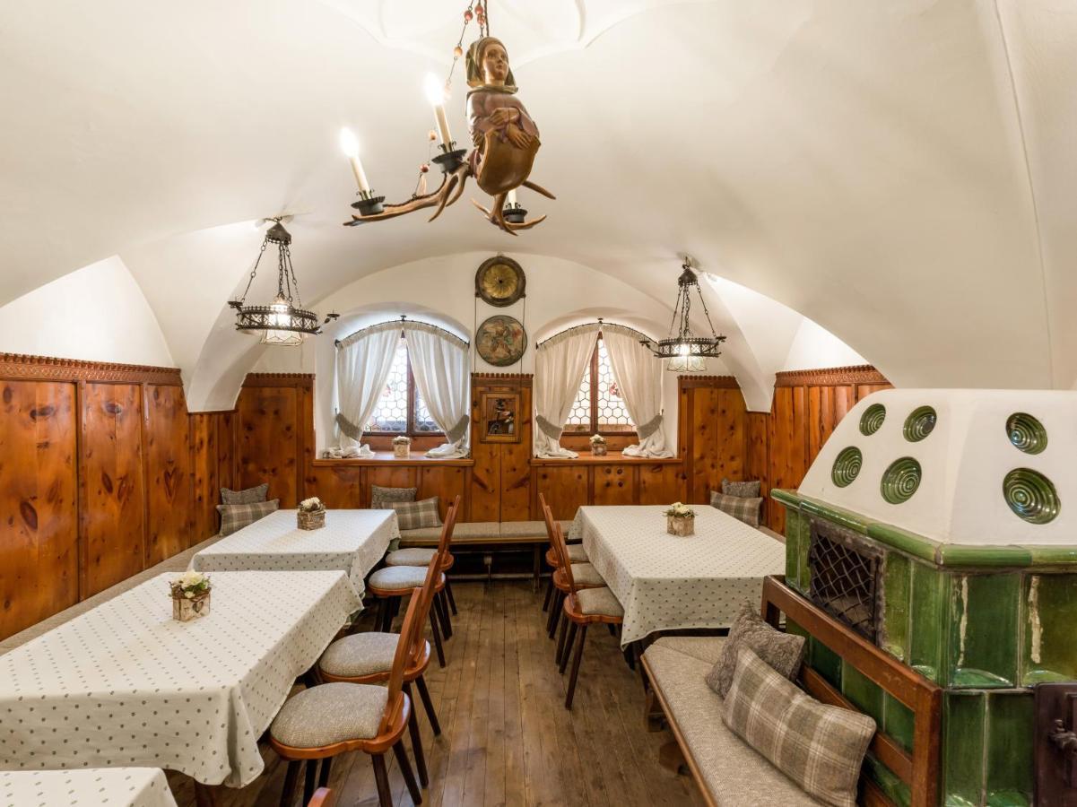 Alpen Glueck Hotel Unterm Rain Garni Кирхберг ин Тирол Екстериор снимка