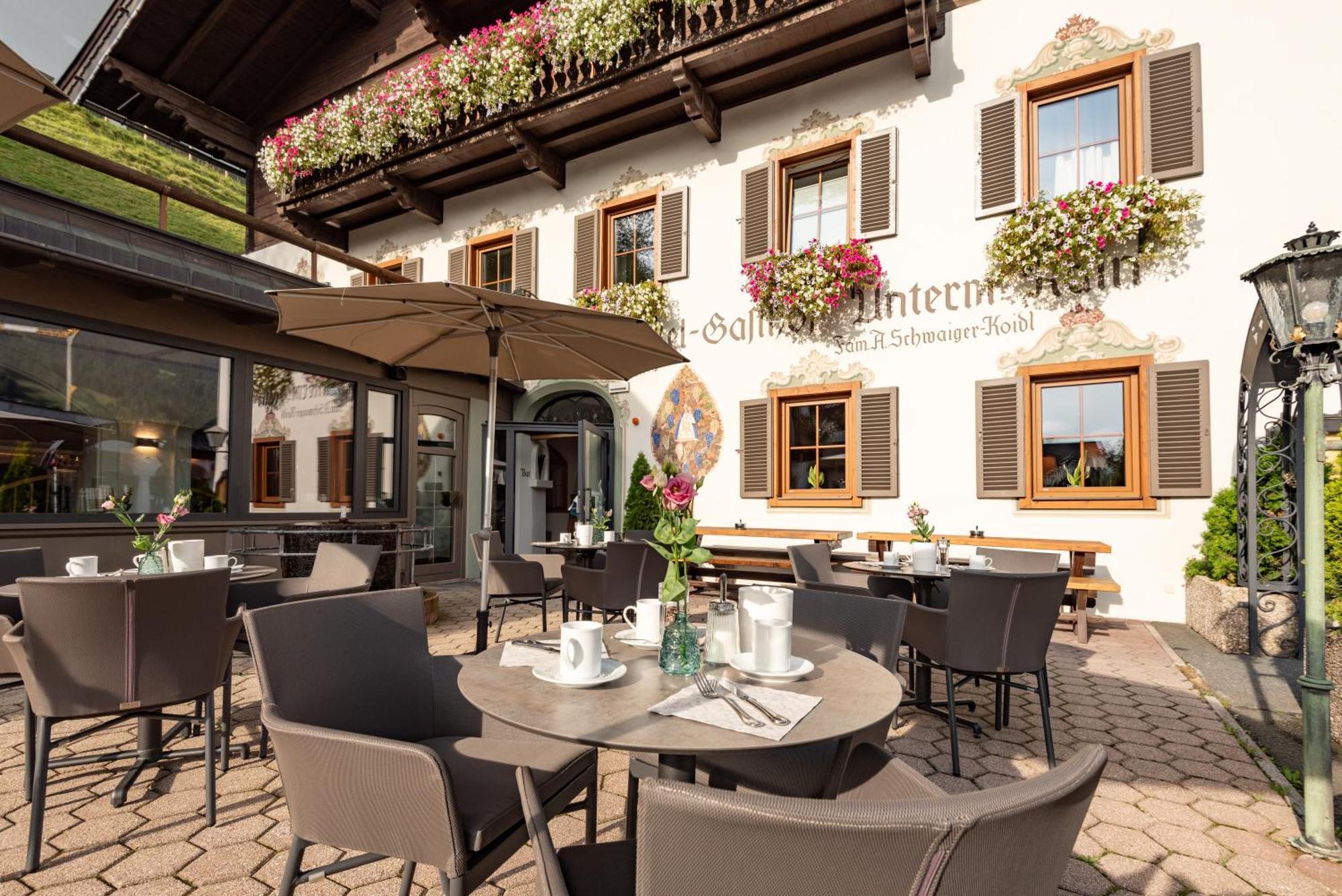 Alpen Glueck Hotel Unterm Rain Garni Кирхберг ин Тирол Екстериор снимка
